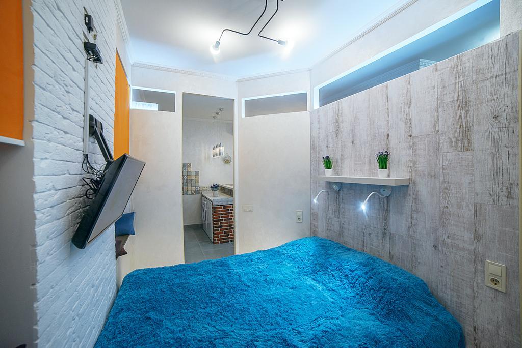 Apartment At Lyulki Lviv Exteriör bild